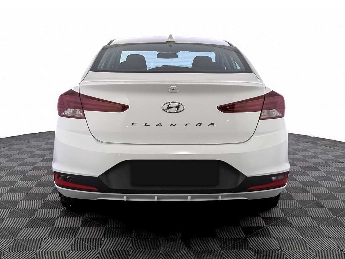 Купить Hyundai Elantra, 2019, 57 562 км.. Фото: #5
