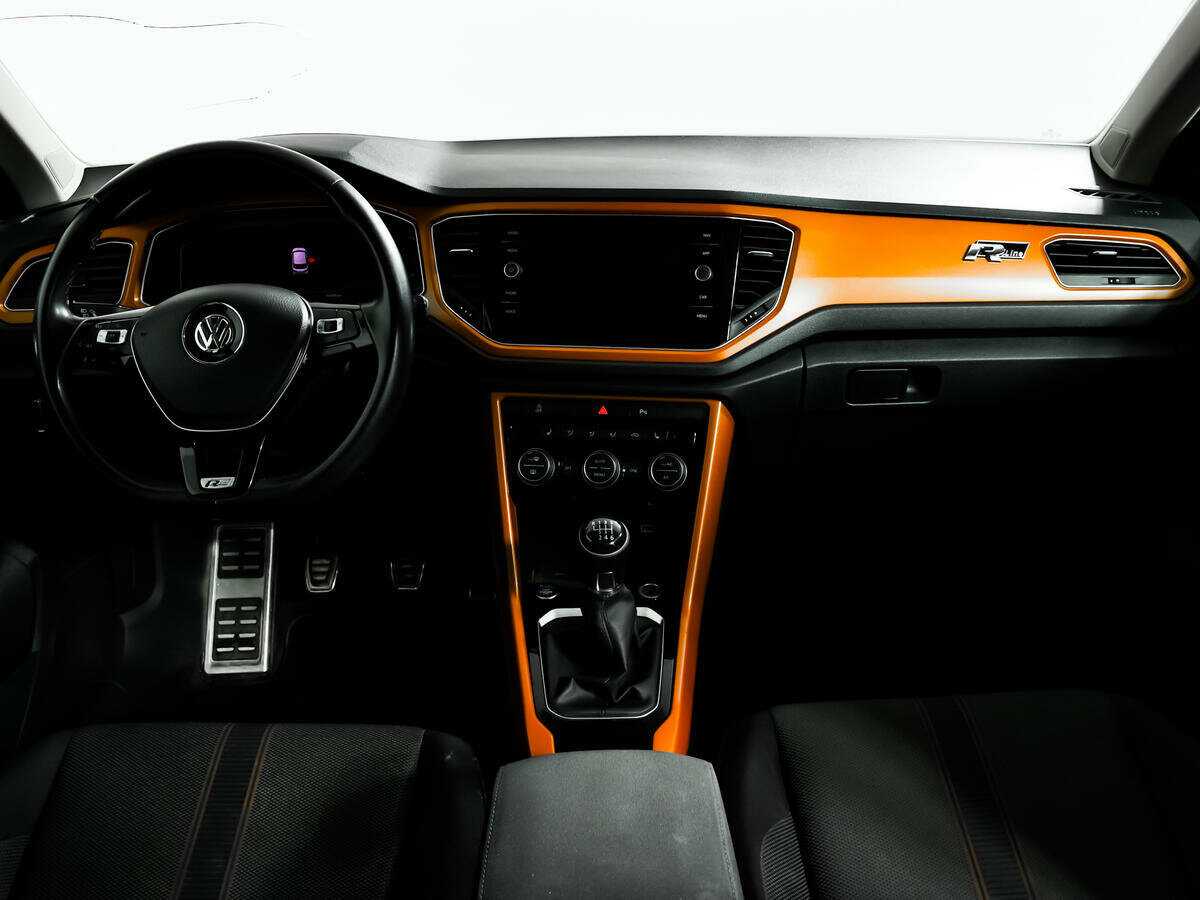 Купить Volkswagen T-Roc, 2018, 94 096 км.. Фото: #10