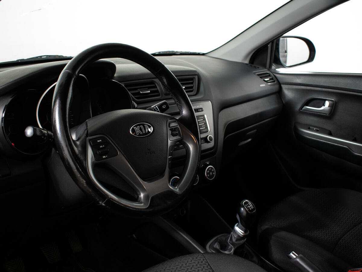 Купить Kia Rio, 2015, 133 135 км.. Фото: #10