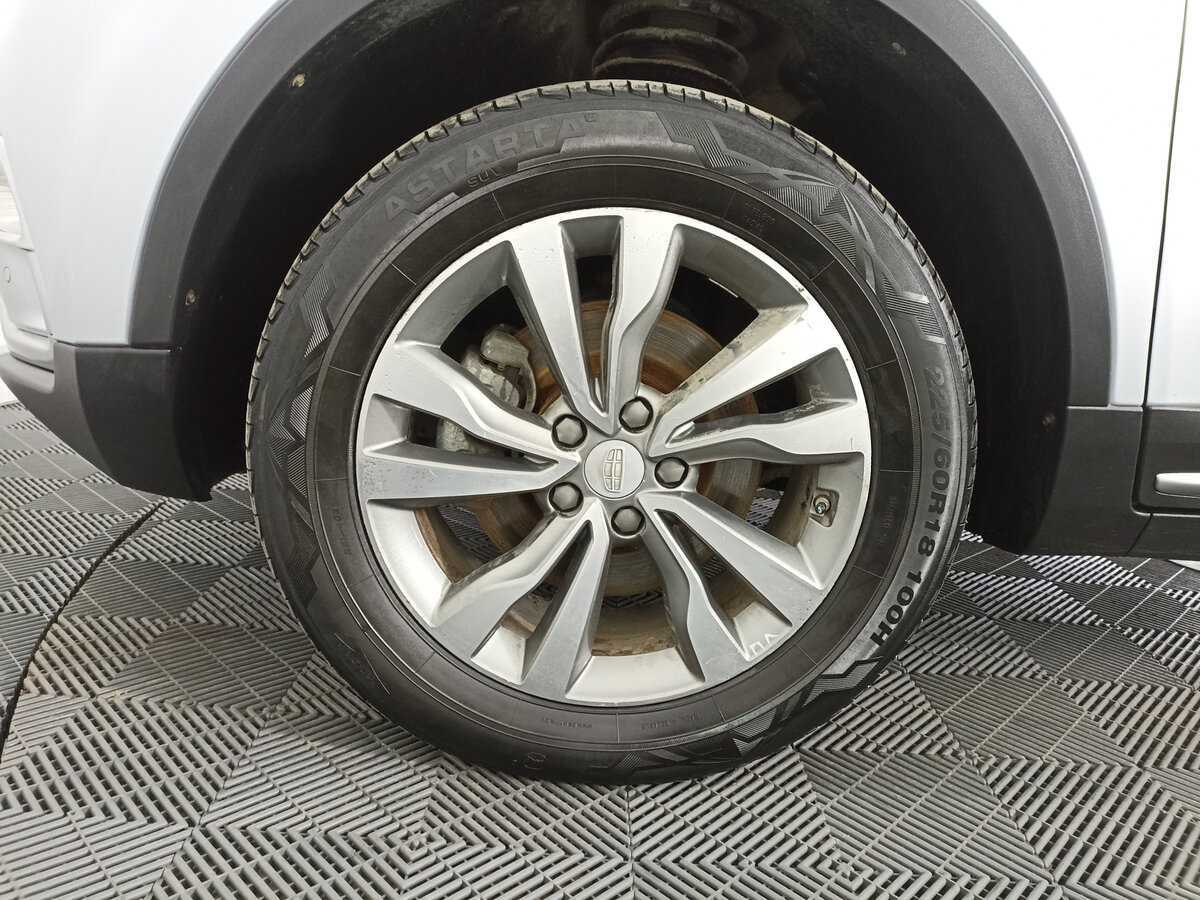 Купить Geely Atlas, 2018, 67 316 км.. Фото: #17