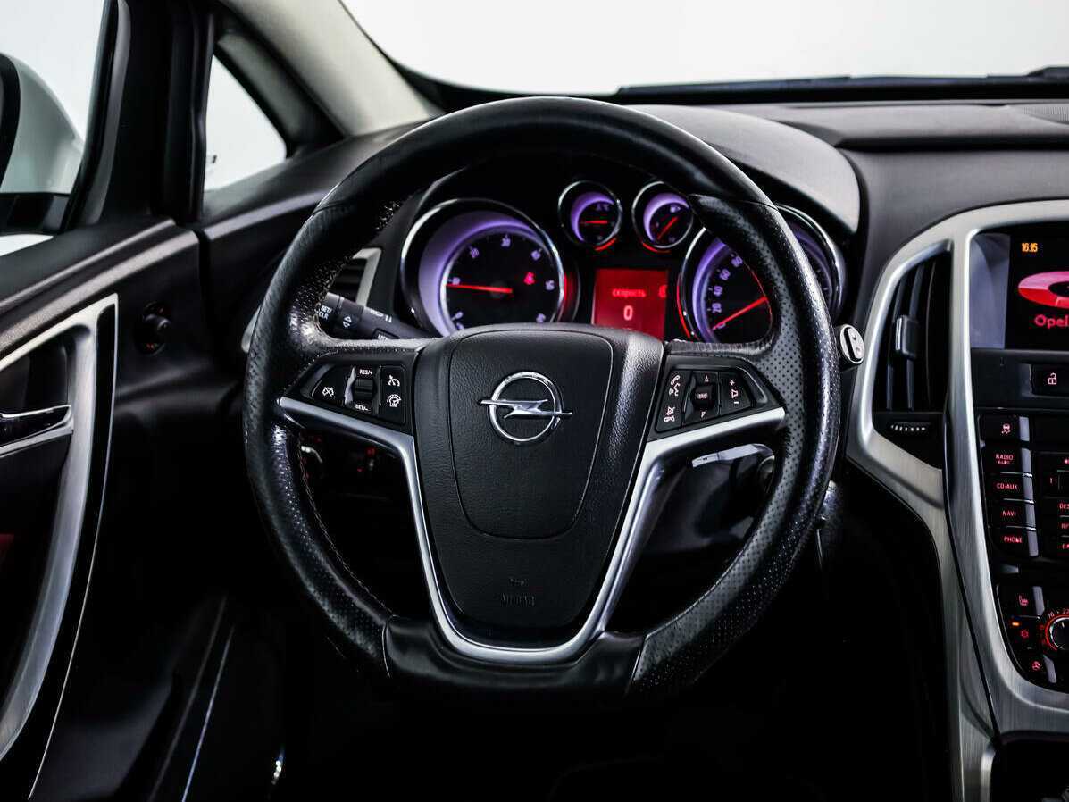 Купить Opel Astra, 2012, 193 645 км.. Фото: #9