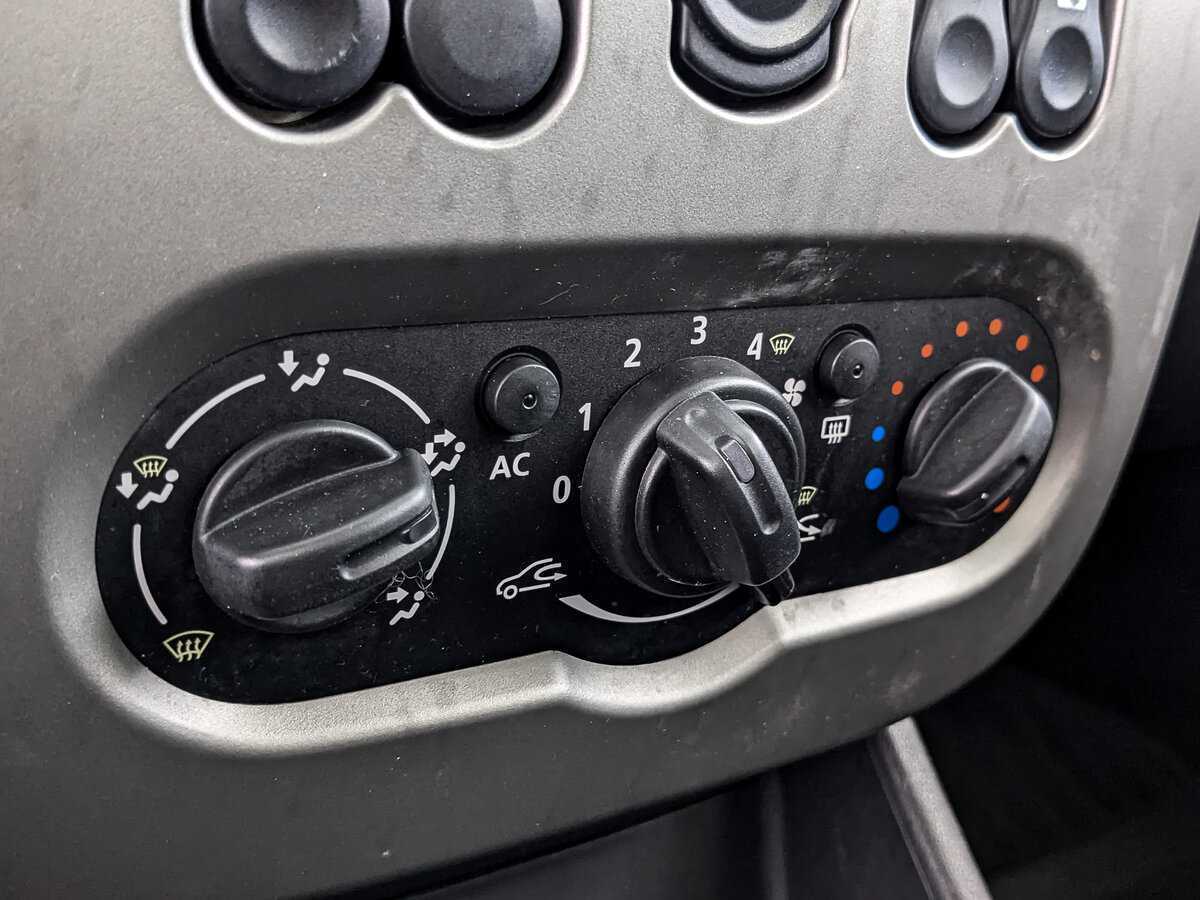 Купить Renault Sandero, 2012, 57 409 км.. Фото: #16