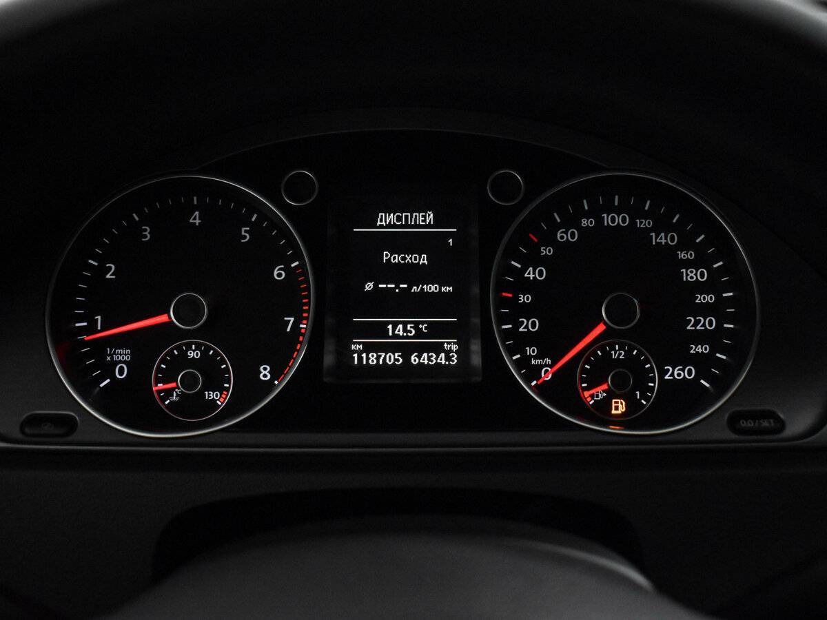 Купить Volkswagen Passat, 2012, 118 702 км.. Фото: #17