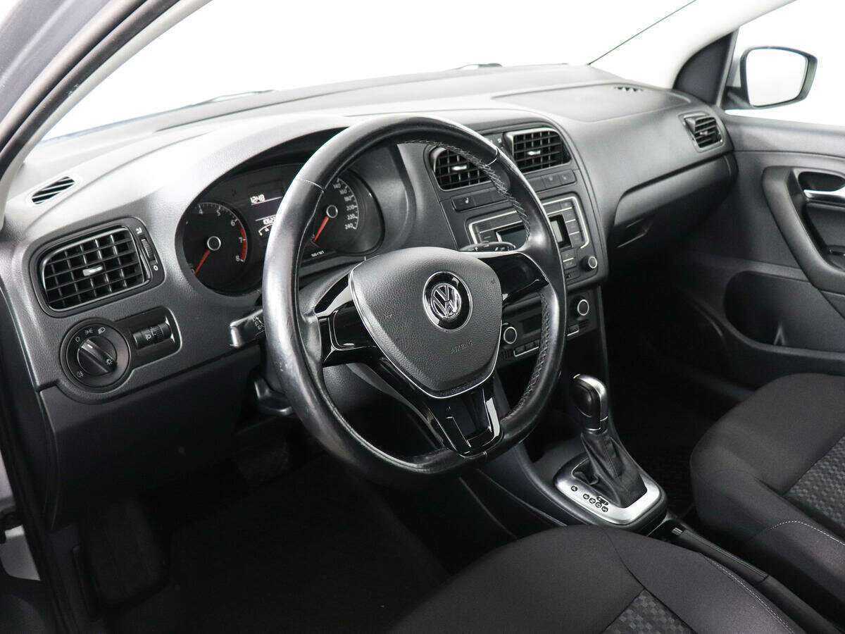 Купить Volkswagen Polo, 2016, 106 235 км.. Фото: #8