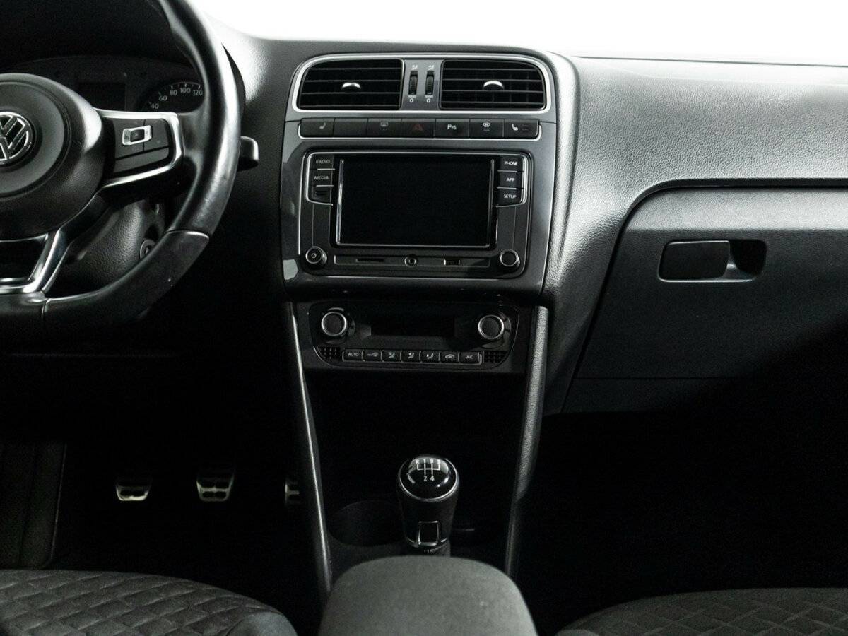 Купить Volkswagen Polo, 2018, 81 927 км.. Фото: #13