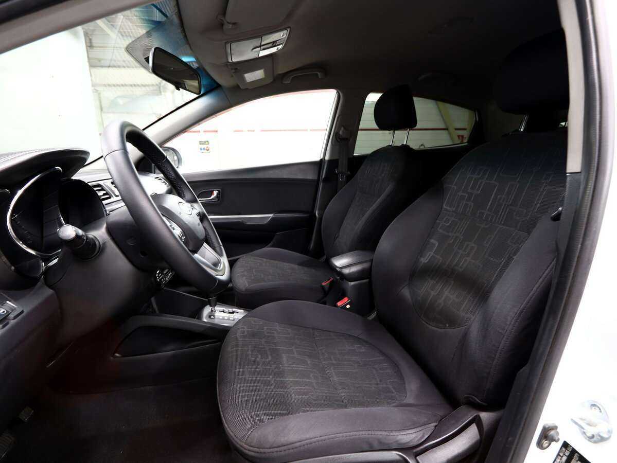 Купить Kia Rio, 2012, 379 368 км.. Фото: #5