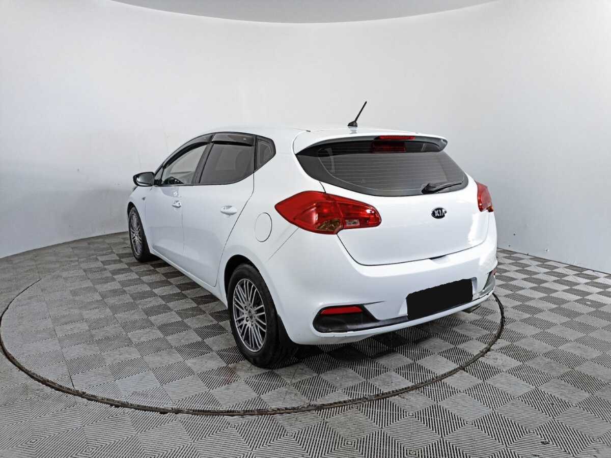 Купить Kia Ceed, 2014, 123 171 км.. Фото: #6