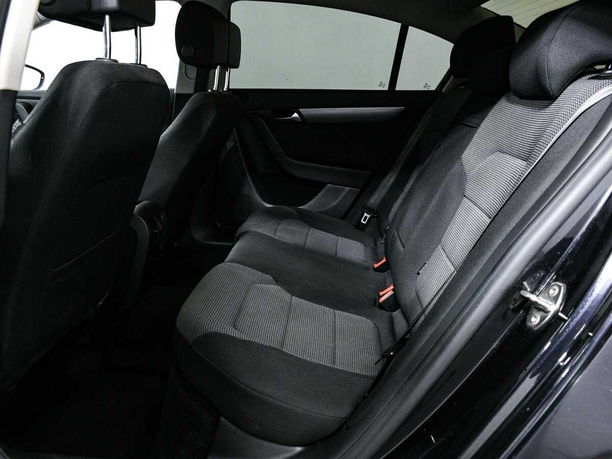 Купить Volkswagen Passat, 2013, 169 566 км.. Фото: #11