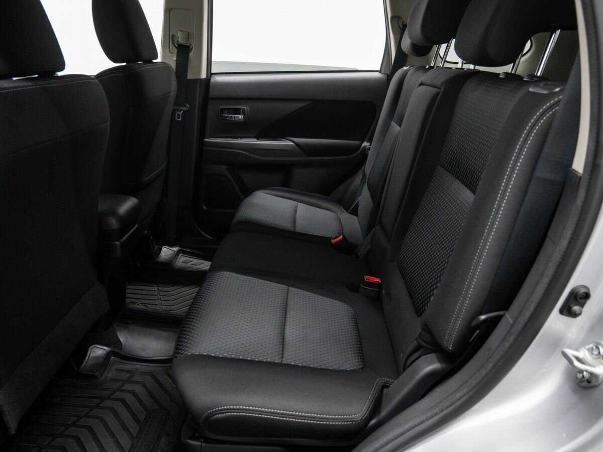 Купить Mitsubishi Outlander, 2018, 179 363 км.. Фото: #11