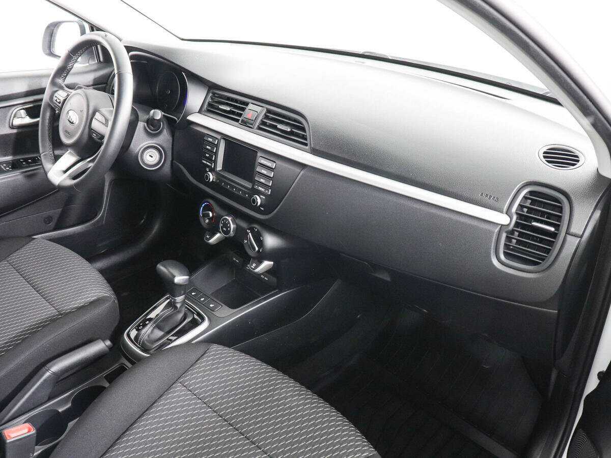 Купить Kia Rio, 2019, 41 756 км.. Фото: #9
