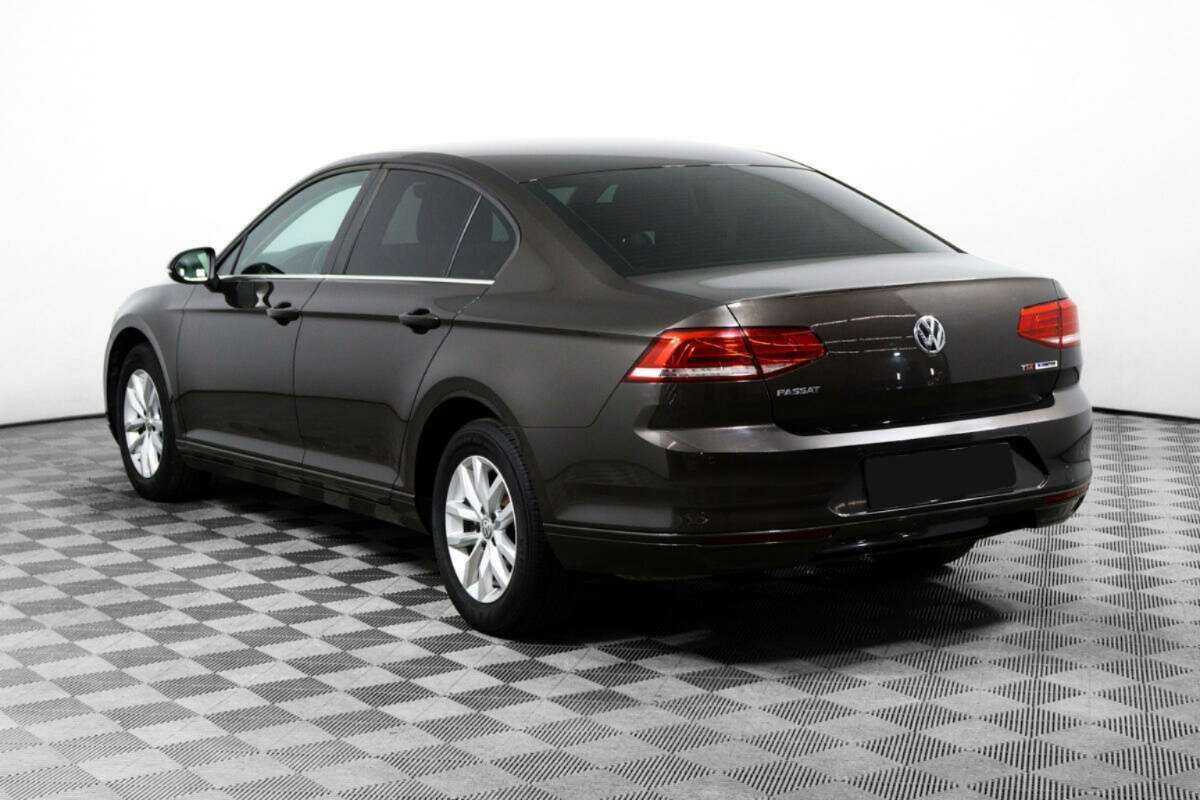 Купить Volkswagen Passat, 2016, 130 800 км.. Фото: #6