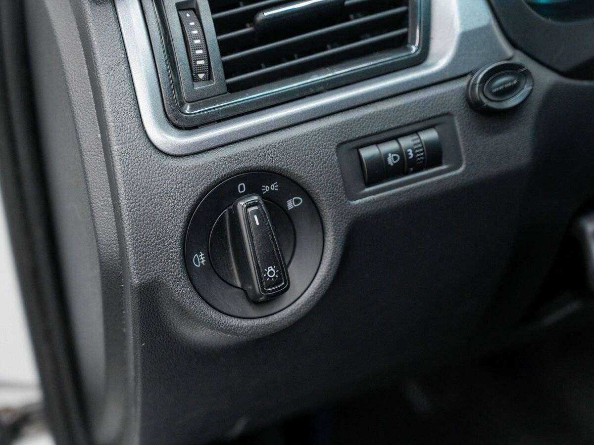 Купить Skoda Rapid, 2017, 157 992 км.. Фото: #19