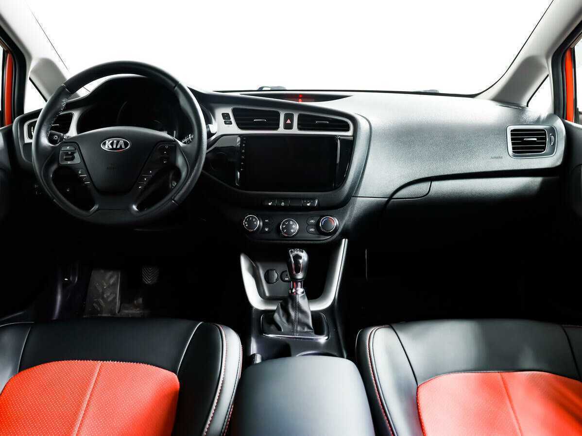 Купить Kia Ceed, 2015, 91 195 км.. Фото: #8
