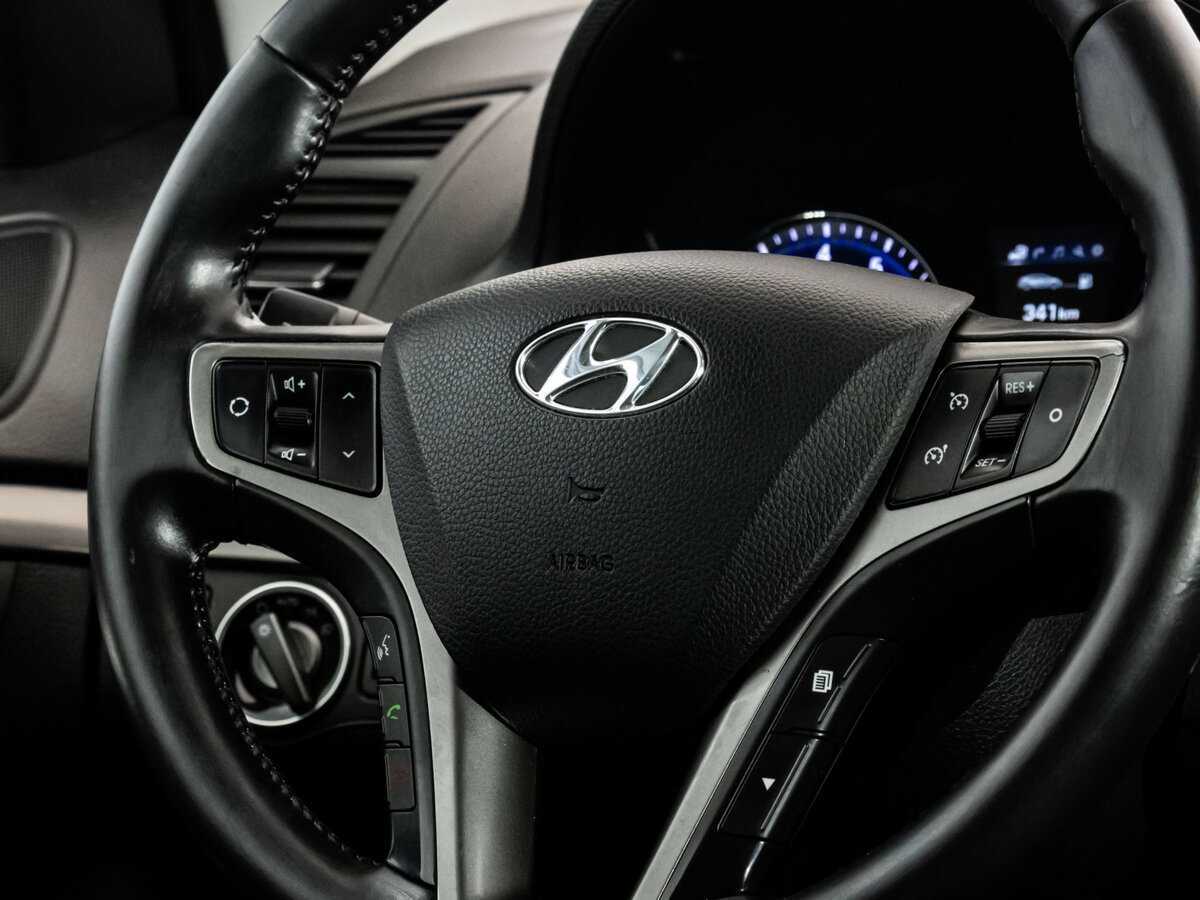 Купить Hyundai i40, 2015, 165 210 км.. Фото: #9