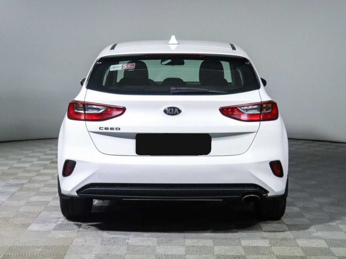 Купить Kia Ceed, 2018, 77 444 км.. Фото: #4