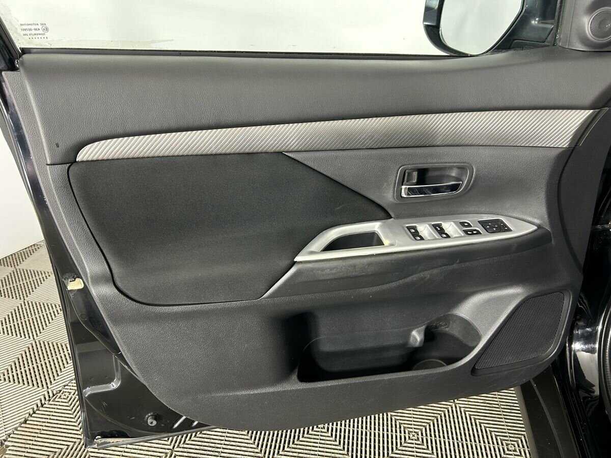 Купить Mitsubishi Outlander, 2015, 204 343 км.. Фото: #6