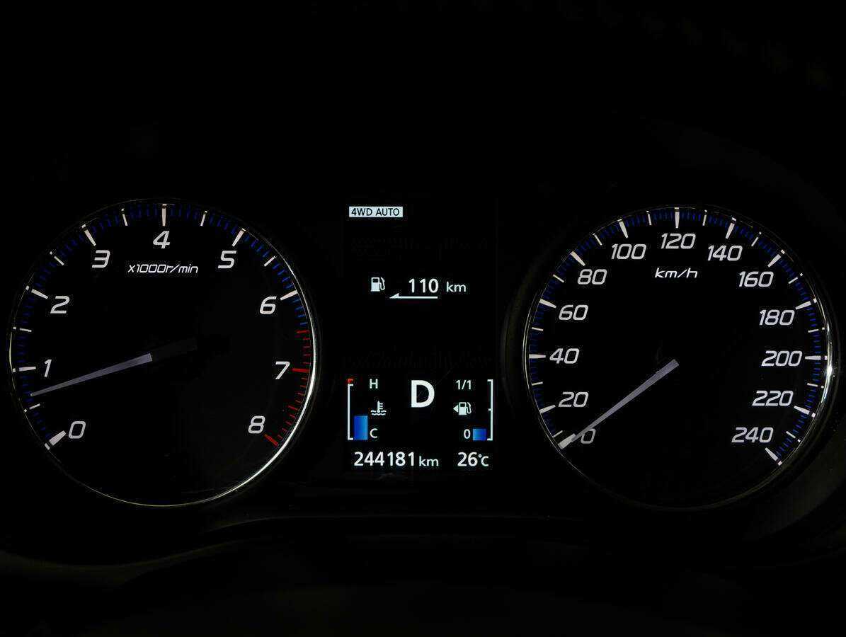 Купить Mitsubishi Outlander, 2012, 244 179 км.. Фото: #12