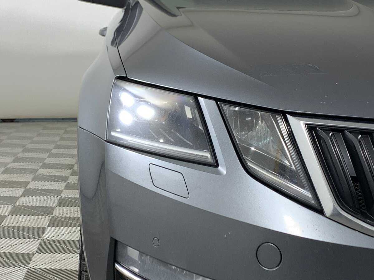 Купить Skoda Octavia, 2018, 336 600 км.. Фото: #9