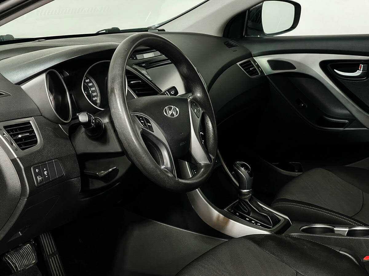 Купить Hyundai Elantra, 2015, 260 815 км.. Фото: #12