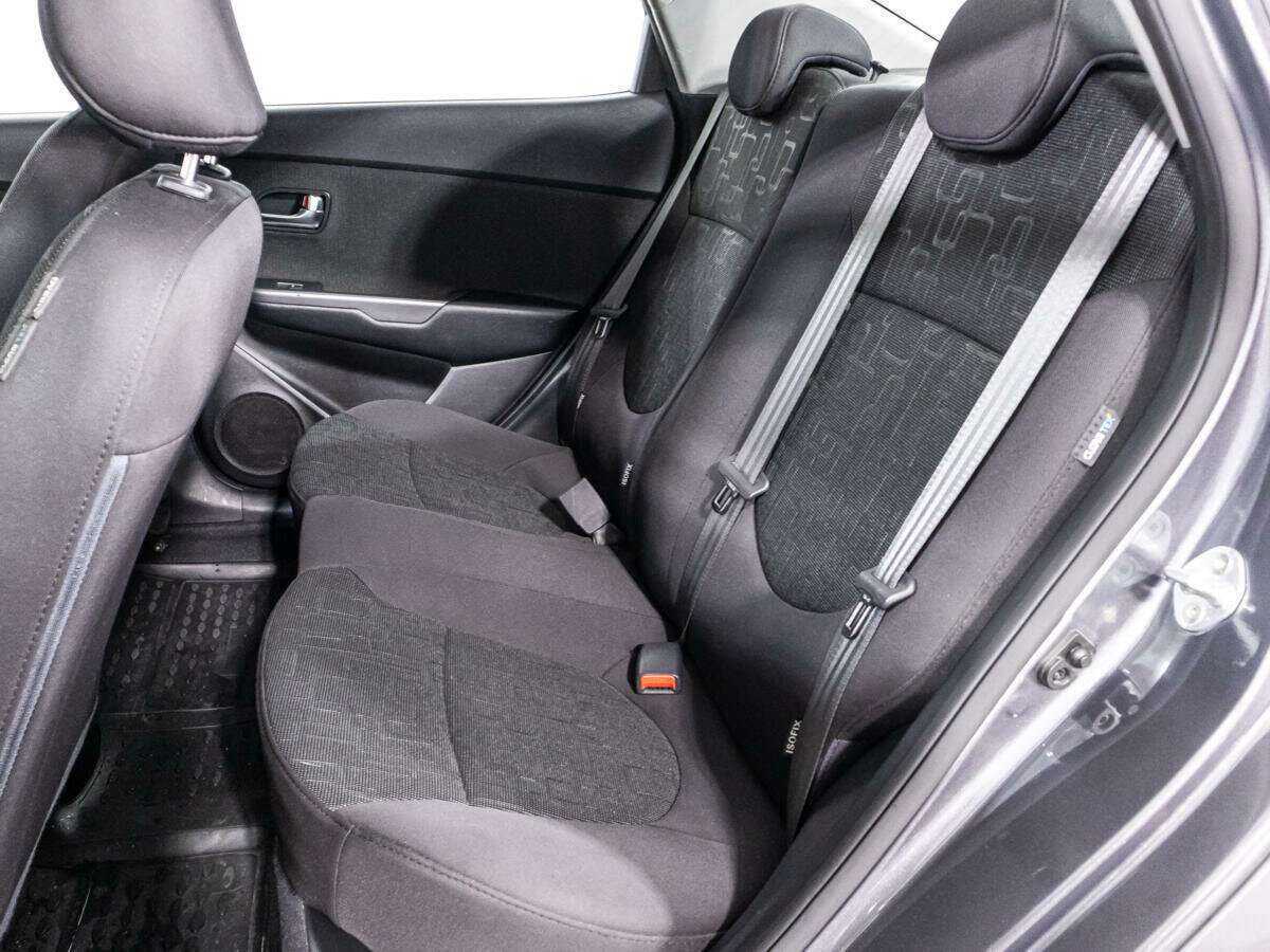 Купить Kia Rio, 2017, 83 585 км.. Фото: #9