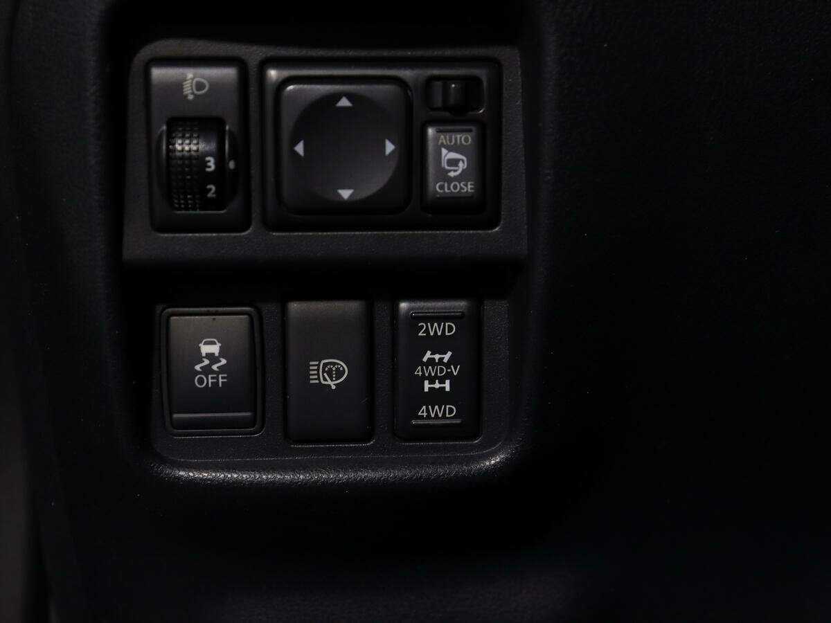 Купить Nissan Juke, 2012, 141 293 км.. Фото: #14