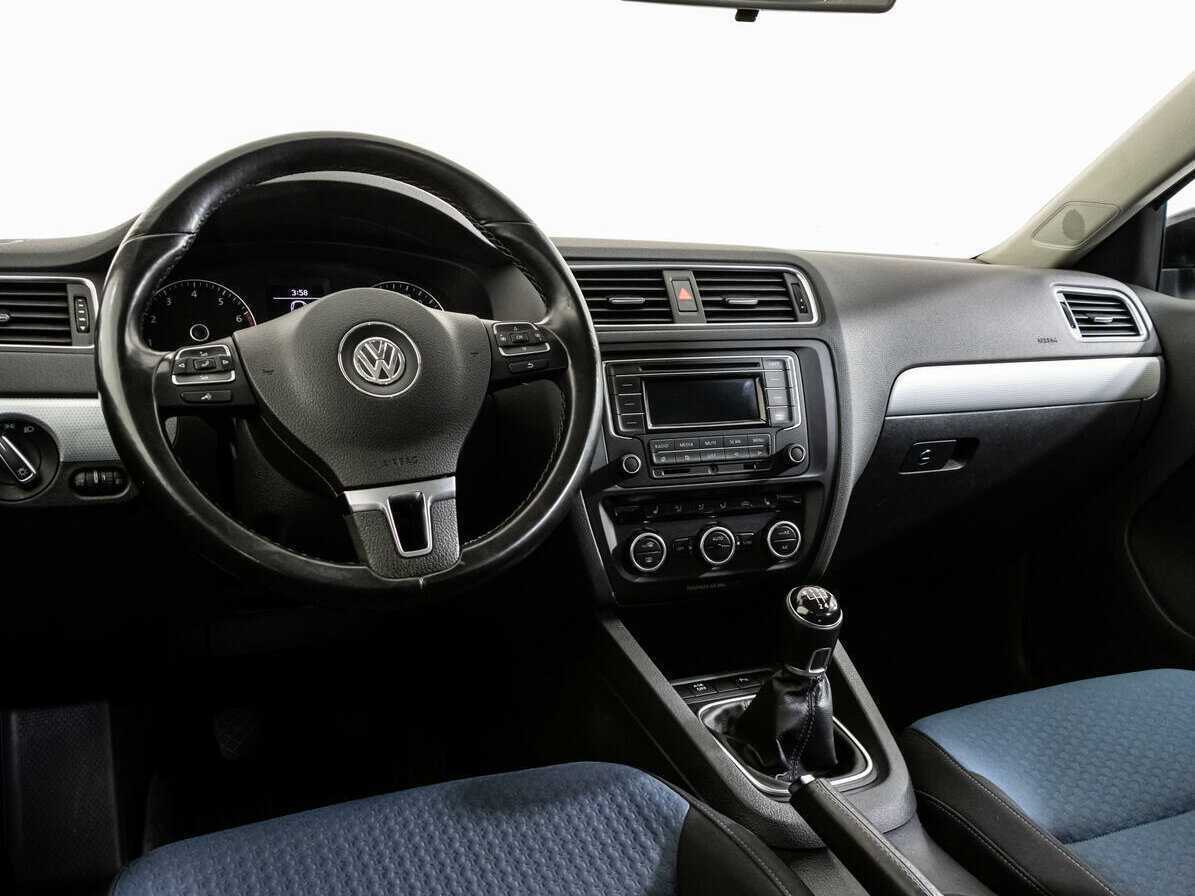 Купить Volkswagen Jetta, 2013, 91 375 км.. Фото: #8