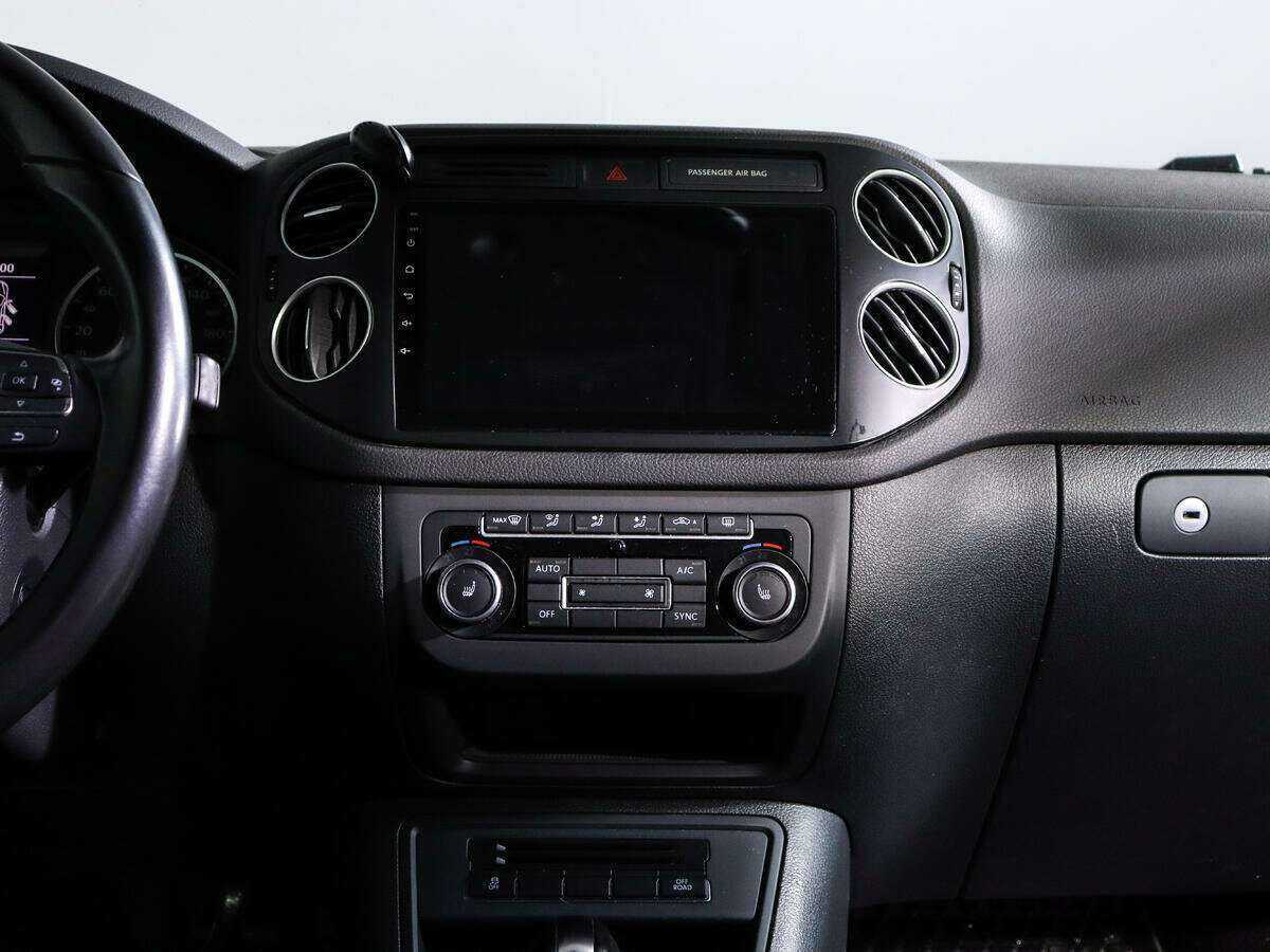 Купить Volkswagen Tiguan, 2012, 130 200 км.. Фото: #12