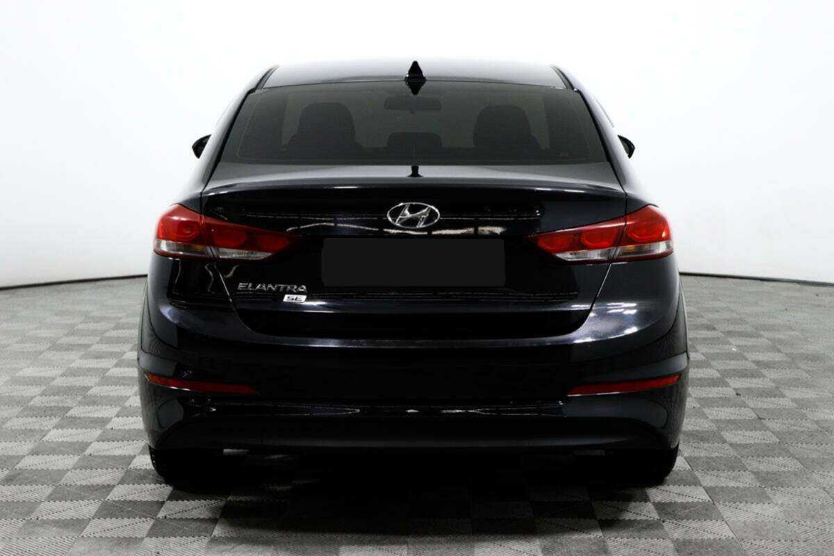 Купить Hyundai Elantra, 2018, 95 171 км.. Фото: #5