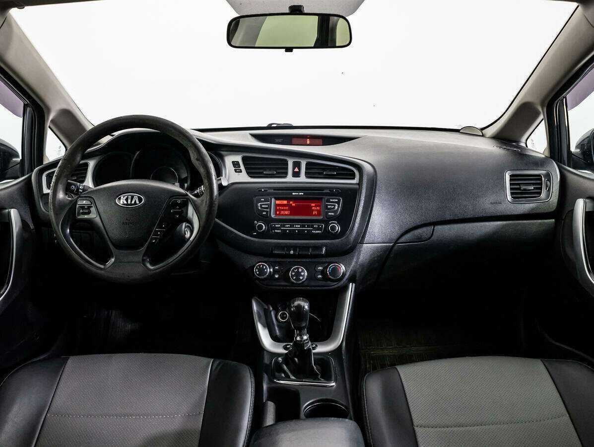 Купить Kia Ceed, 2013, 183 254 км.. Фото: #10