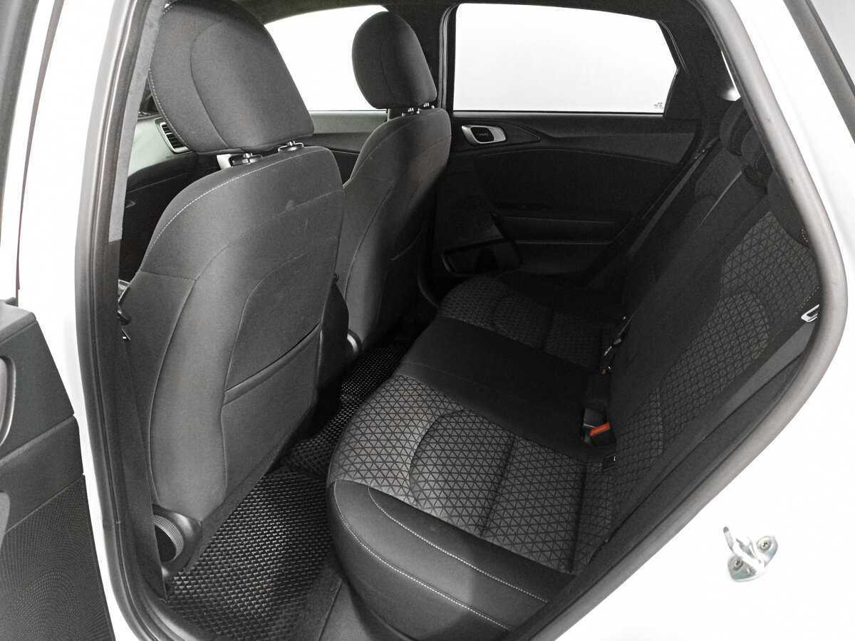 Купить Kia Ceed, 2018, 138 129 км.. Фото: #9