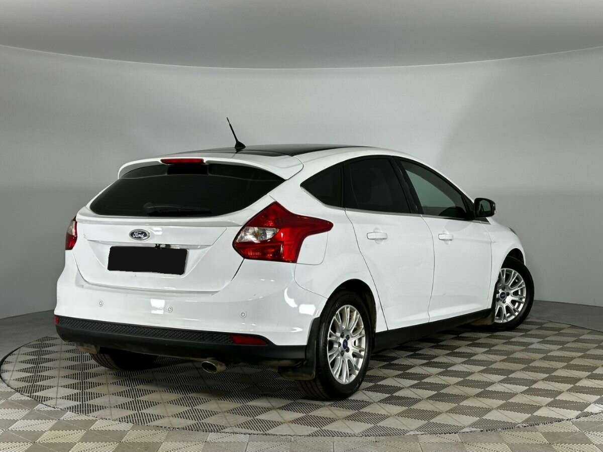 Купить Ford Focus, 2012, 260 179 км.. Фото: #1