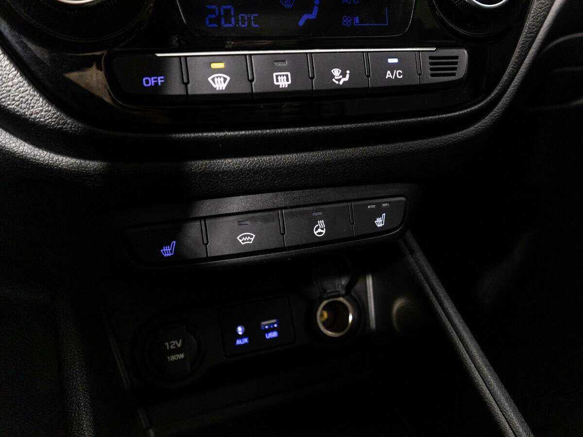 Купить Hyundai Solaris, 2018, 74 005 км.. Фото: #15