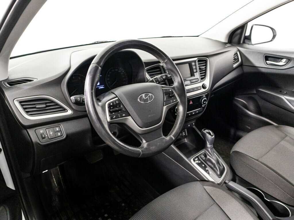 Купить Hyundai Solaris, 2017, 137 402 км.. Фото: #10