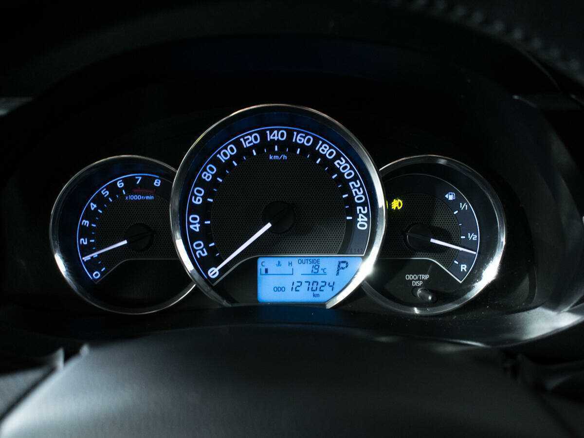 Купить Toyota Corolla, 2013, 127 003 км.. Фото: #10