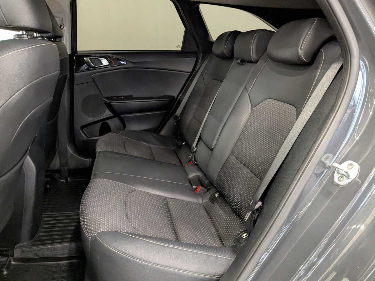 Купить Kia Ceed, 2019, 92 000 км.. Фото: #11