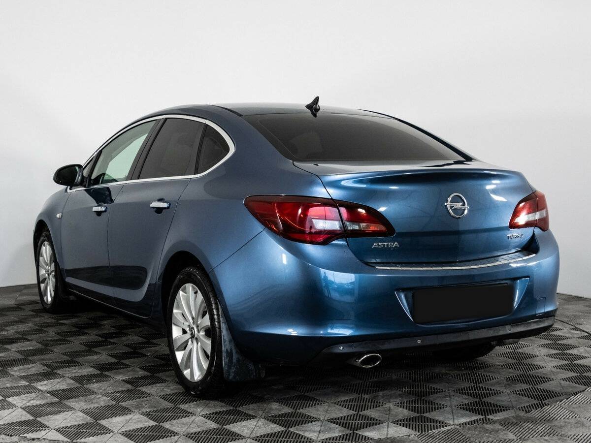 Купить Opel Astra, 2012, 180 792 км.. Фото: #5