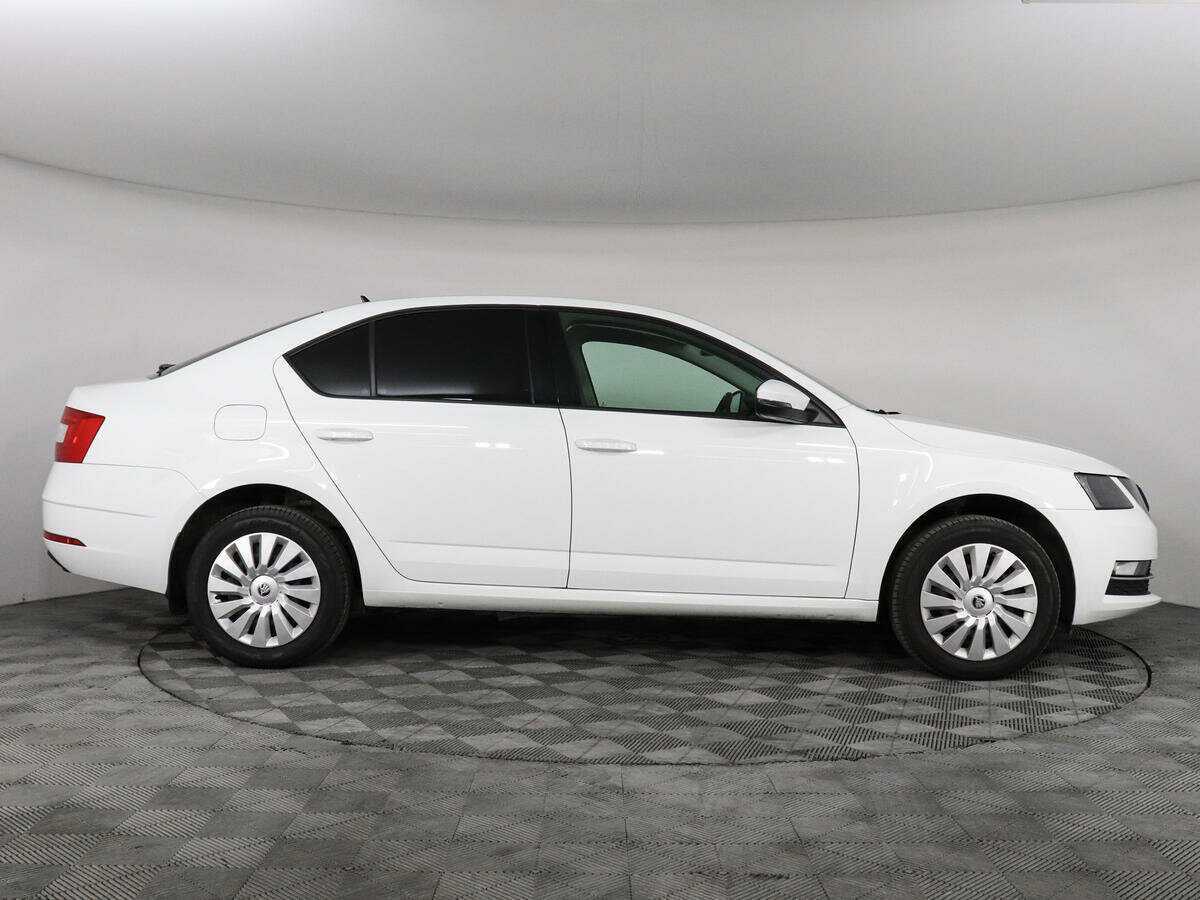 Купить Skoda Octavia, 2019, 37 289 км.. Фото: #3