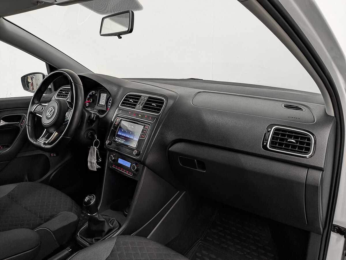 Купить Volkswagen Polo, 2018, 31 589 км.. Фото: #12