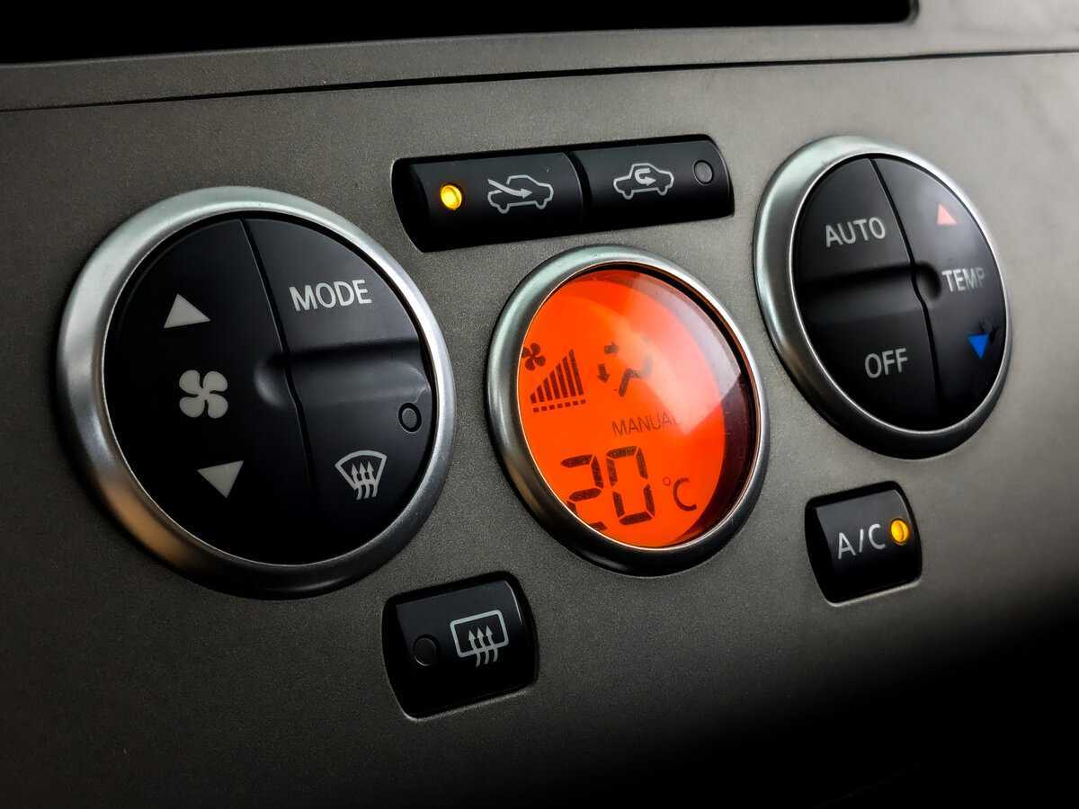 Купить Nissan Tiida, 2013, 138 270 км.. Фото: #20