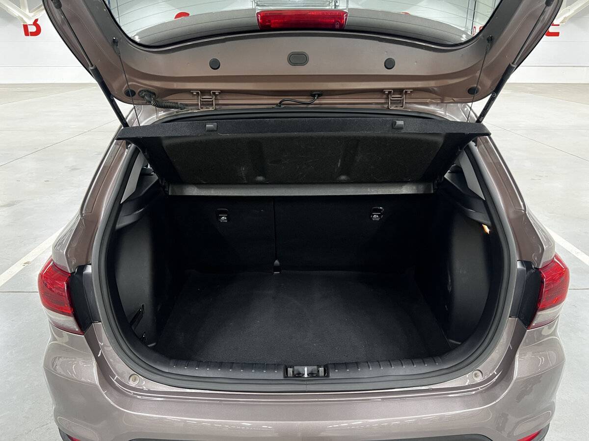 Купить Kia Rio, 2019, 82 460 км.. Фото: #9