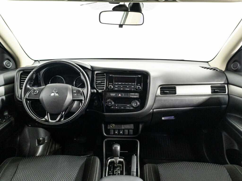 Купить Mitsubishi Outlander, 2018, 141 757 км.. Фото: #12