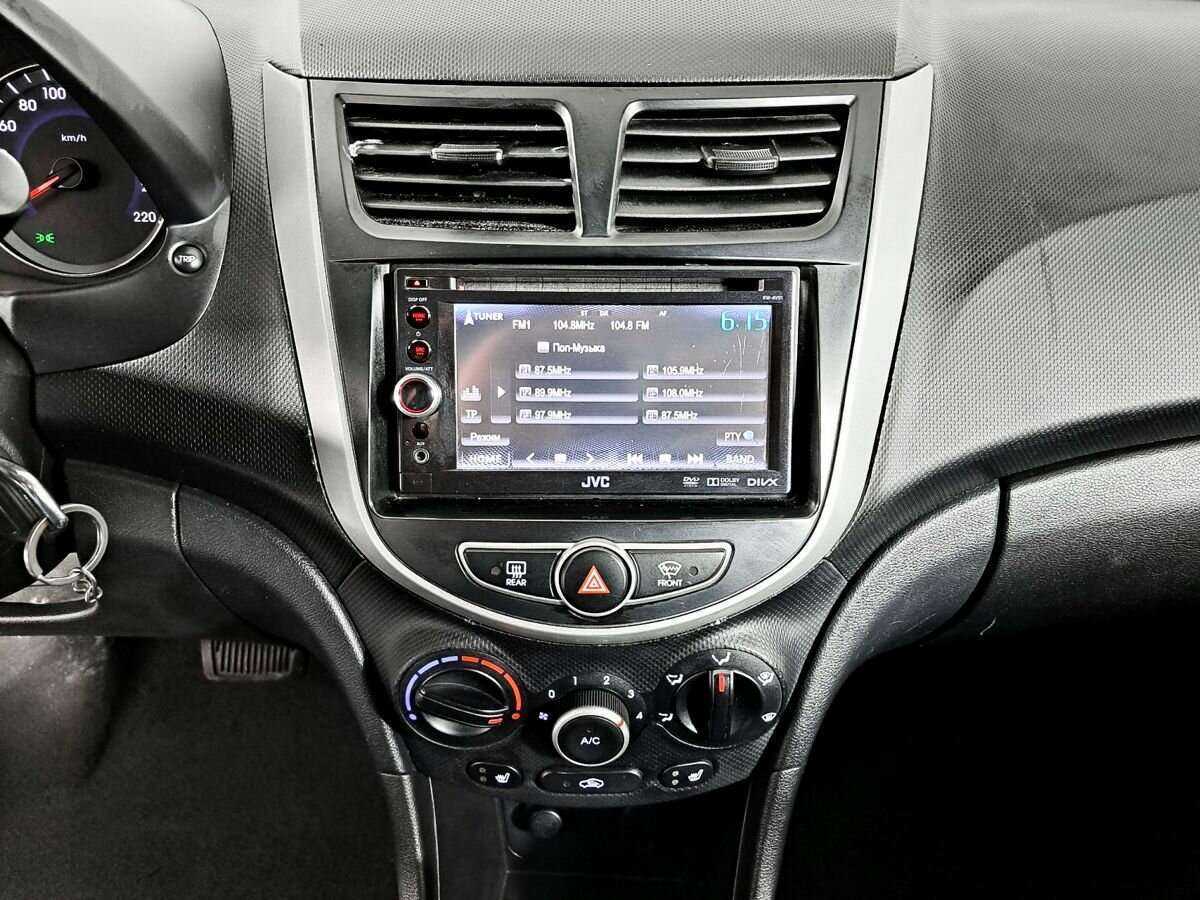 Купить Hyundai Solaris, 2013, 179 198 км.. Фото: #12