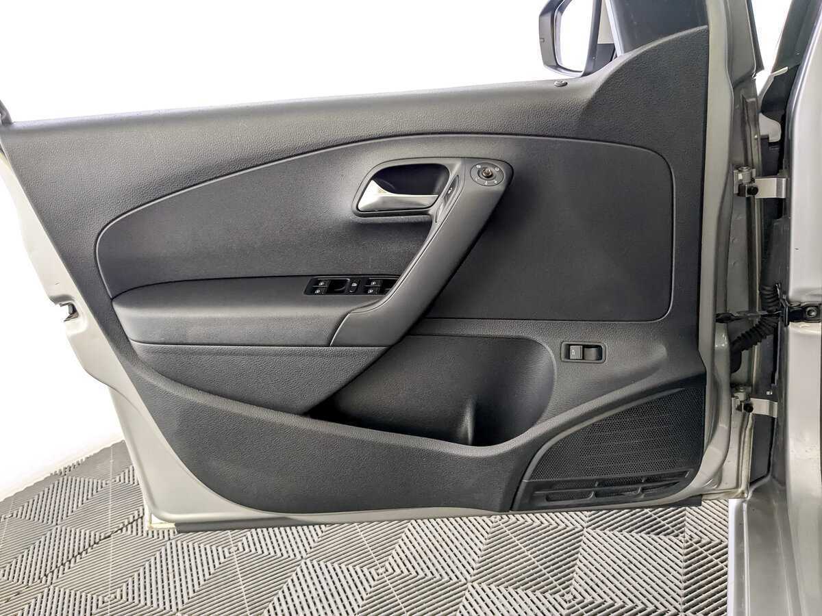 Купить Volkswagen Polo, 2019, 119 828 км.. Фото: #18