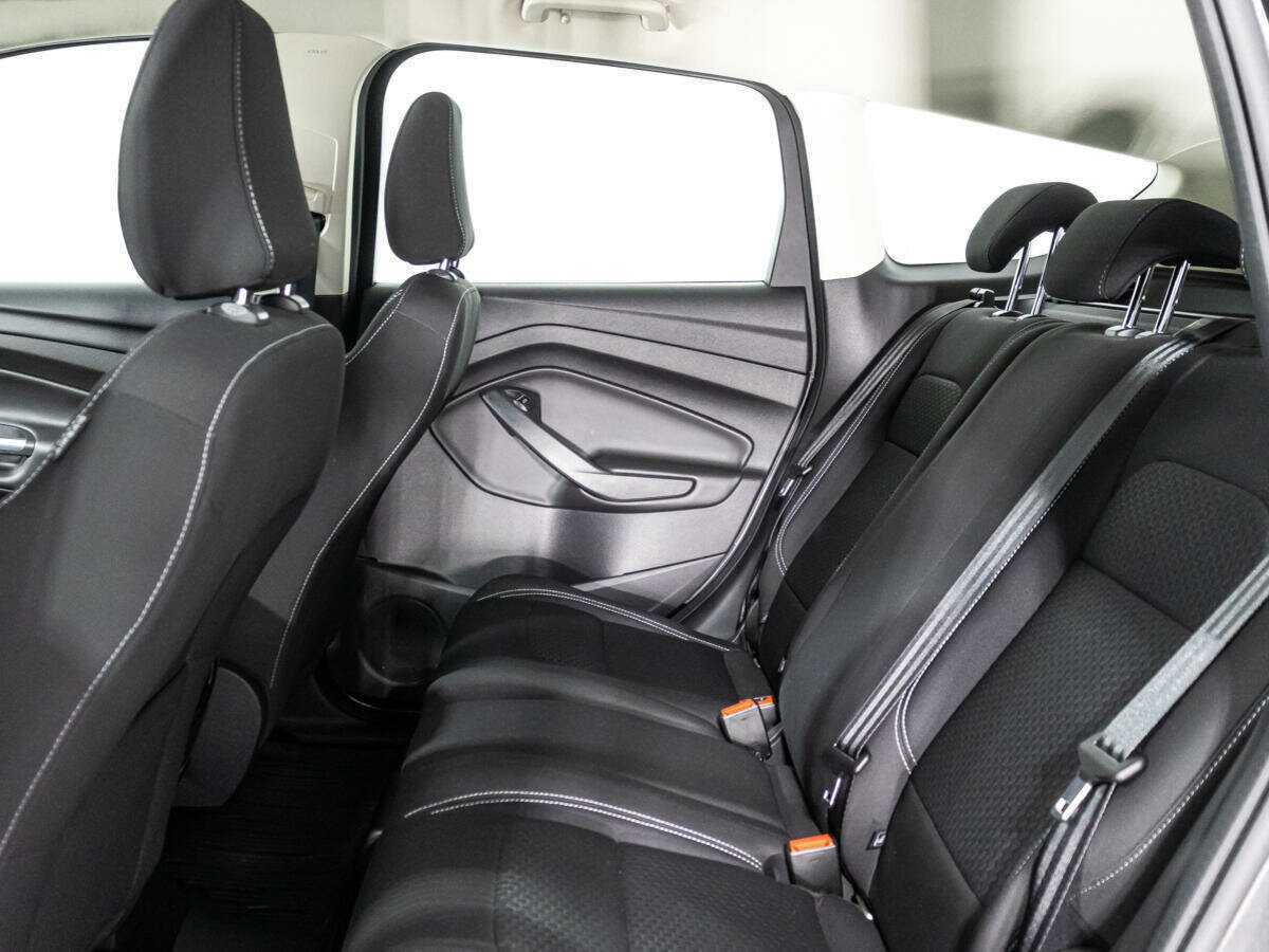 Купить Ford Kuga, 2017, 81 760 км.. Фото: #9