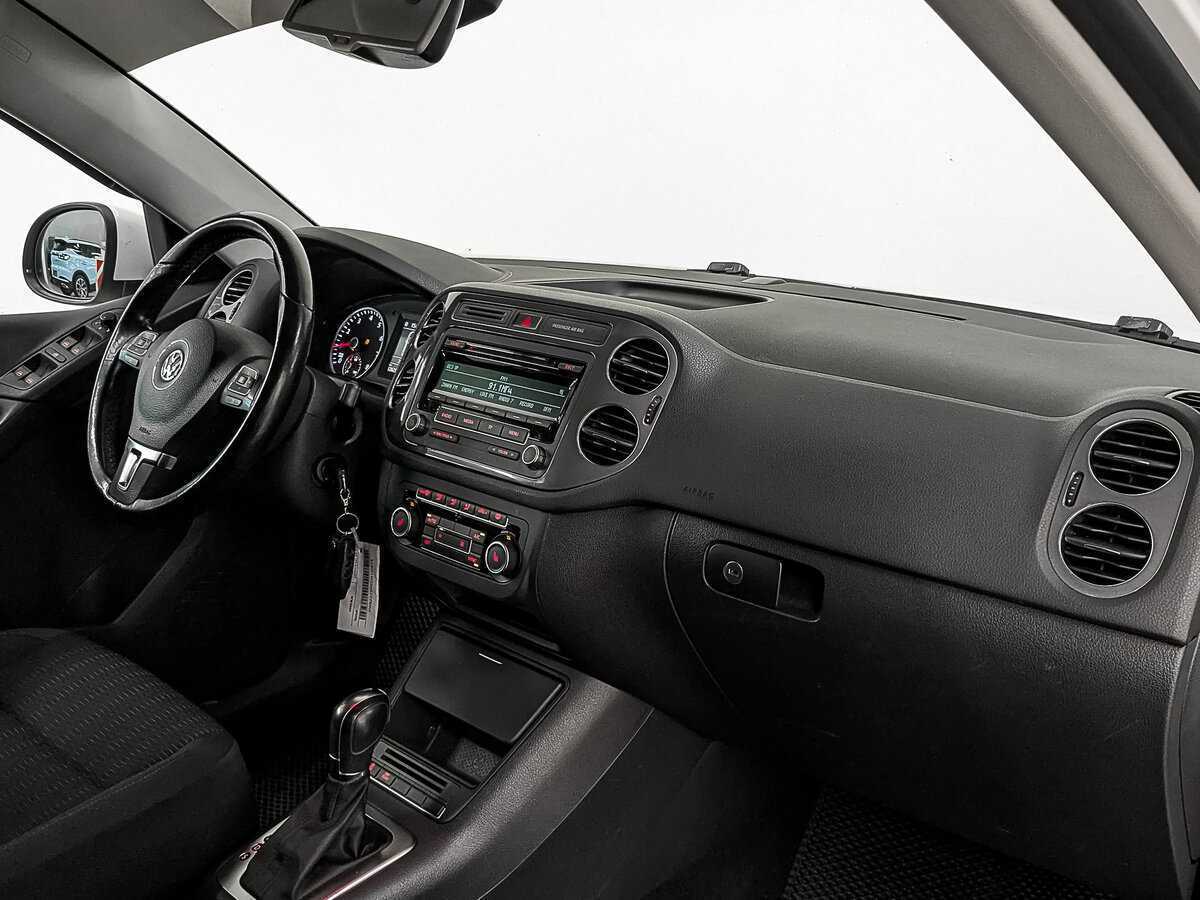 Купить Volkswagen Tiguan, 2013, 126 289 км.. Фото: #10