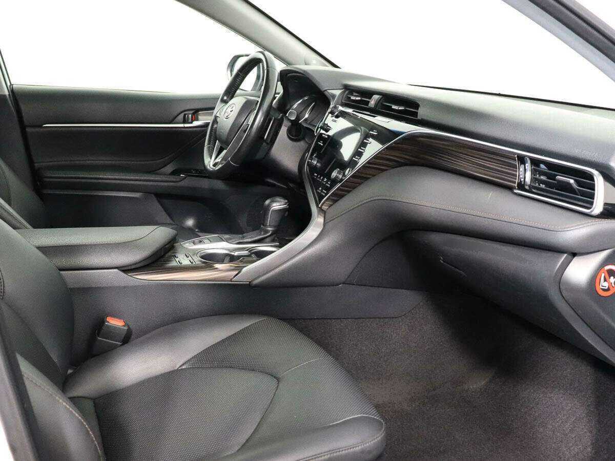 Купить Toyota Camry, 2018, 158 703 км.. Фото: #6