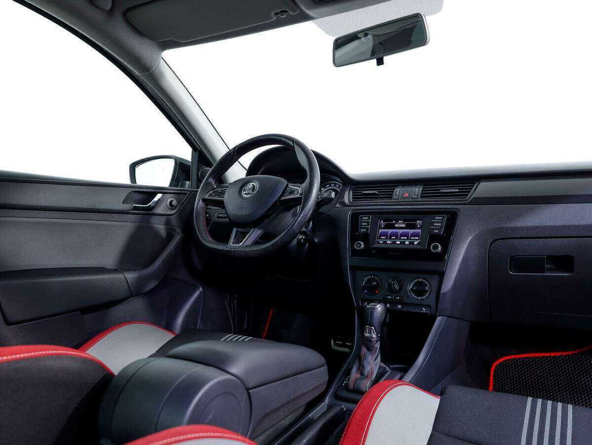 Купить Skoda Rapid, 2015, 107 086 км.. Фото: #8