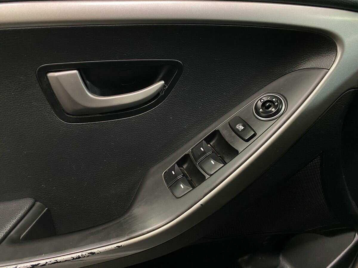 Купить Hyundai i30, 2013, 142 135 км.. Фото: #14