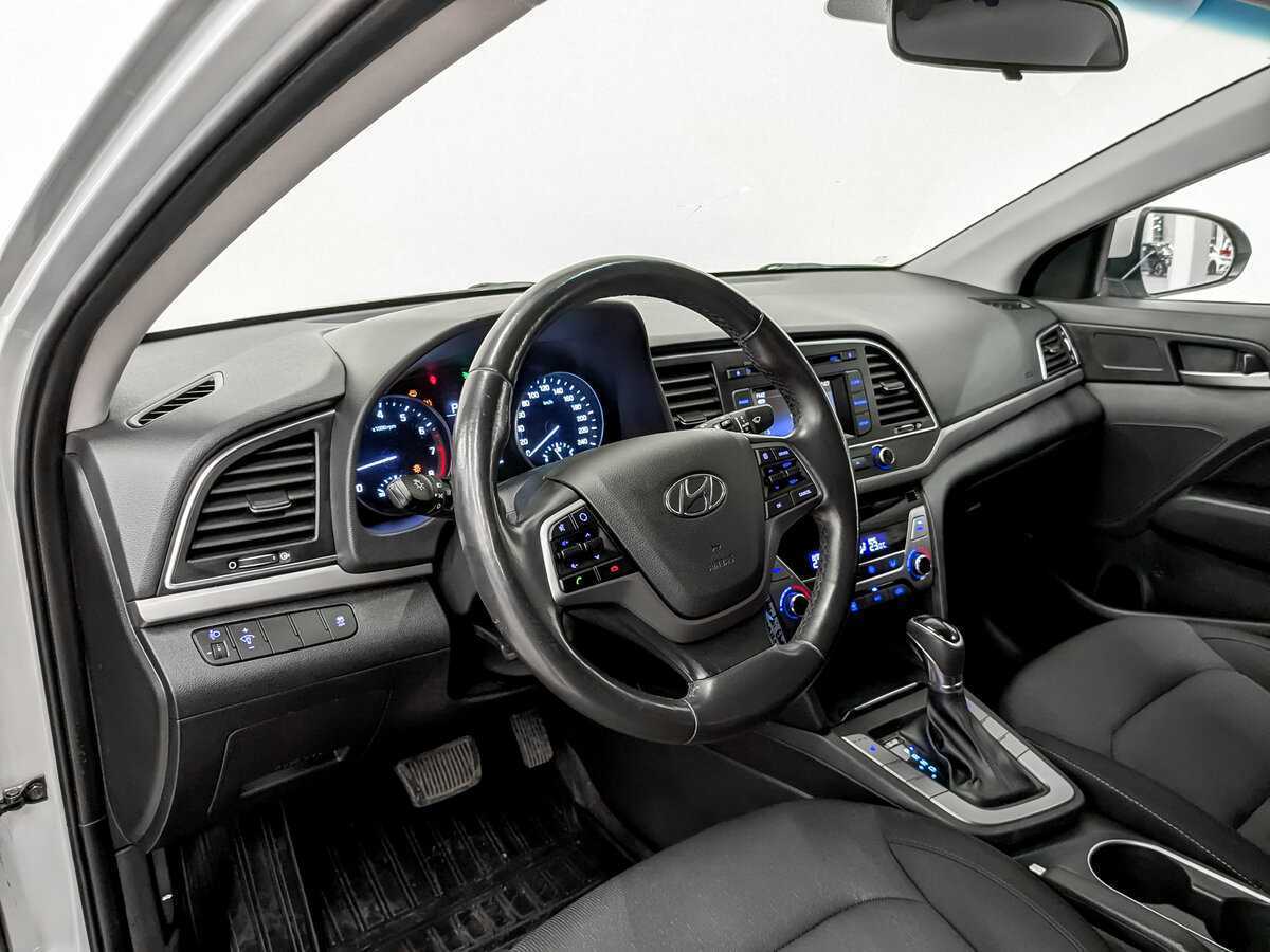 Купить Hyundai Elantra, 2017, 96 927 км.. Фото: #15