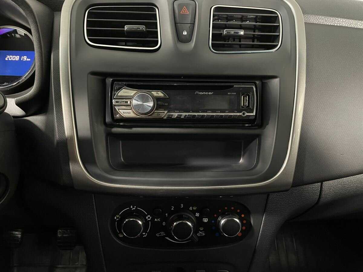 Купить Renault Logan, 2018, 200 819 км.. Фото: #11